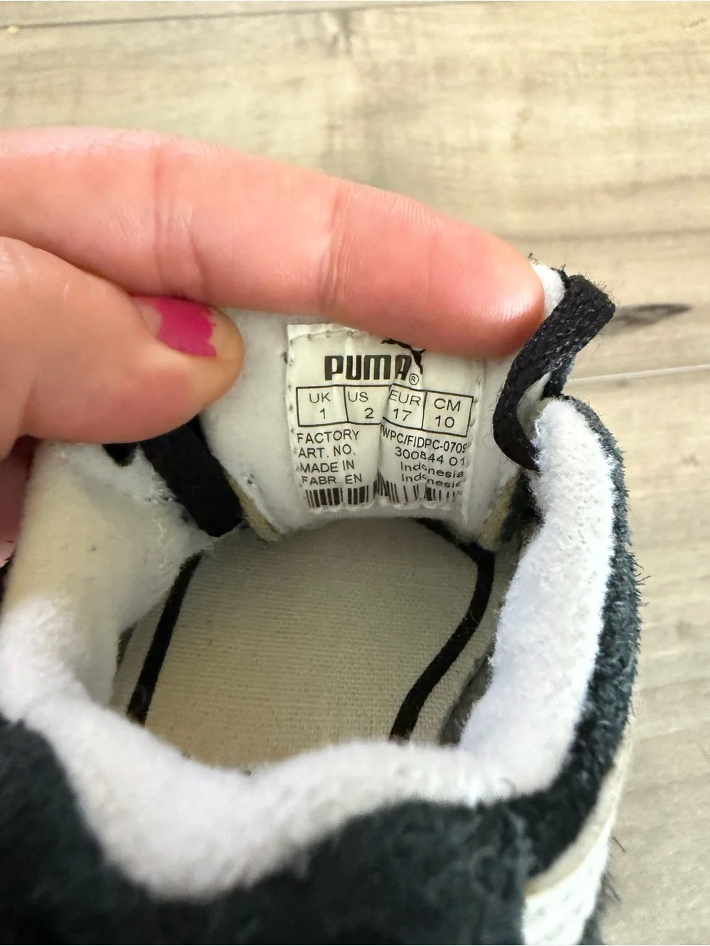 Puma Black and White Baby Suede Shoes size 2
